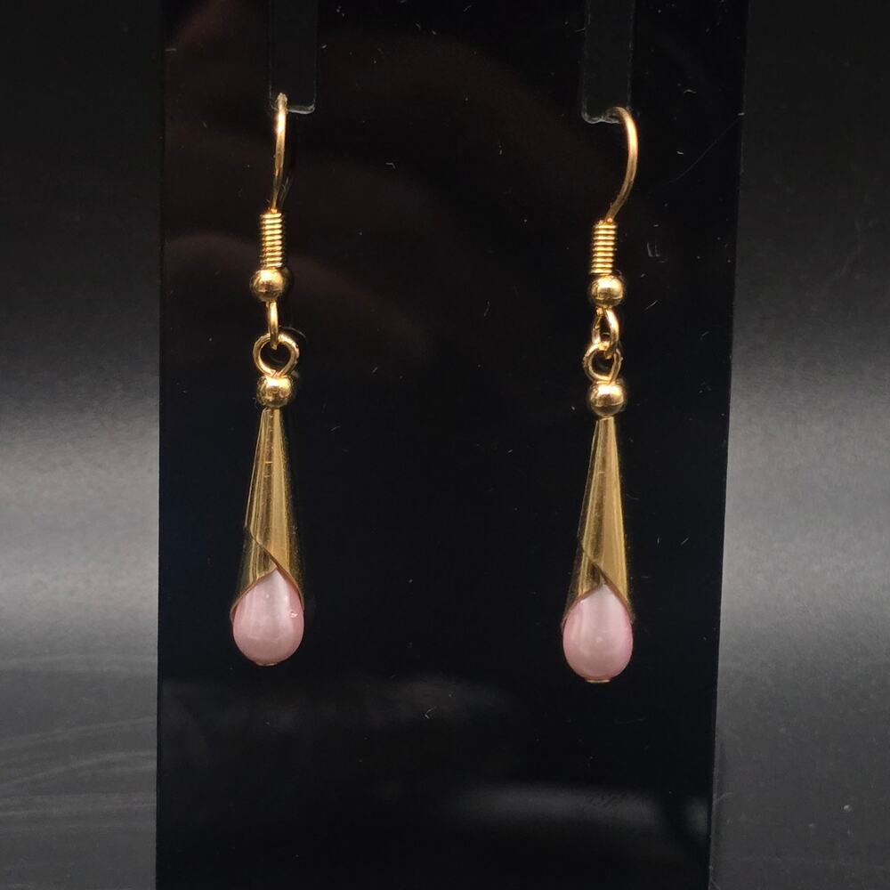 Pink Faux Pearl Gold Tone Earrings Drop Dangle Vintage 1980s NOS NWT
